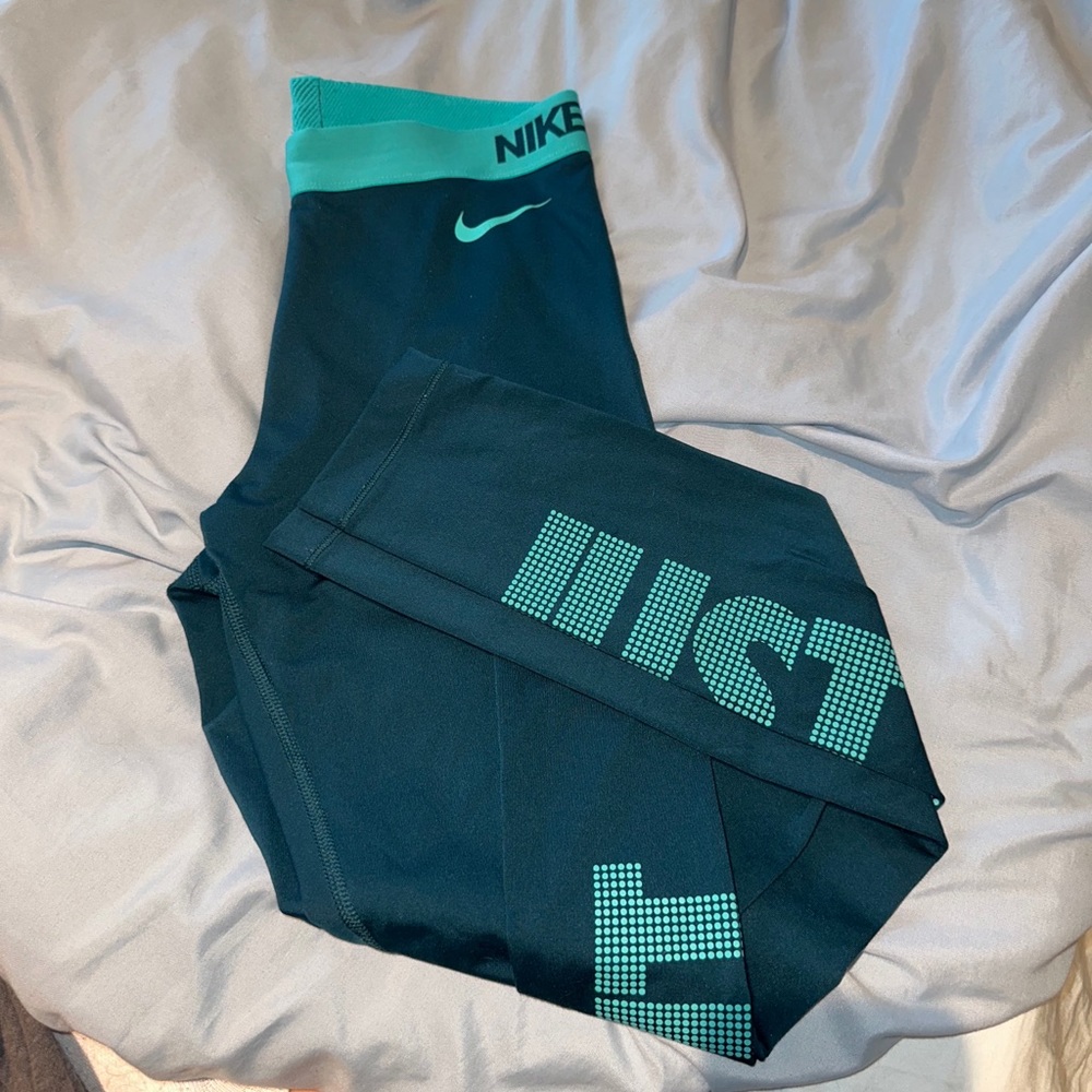 Womens Nike Pro thermal leggings